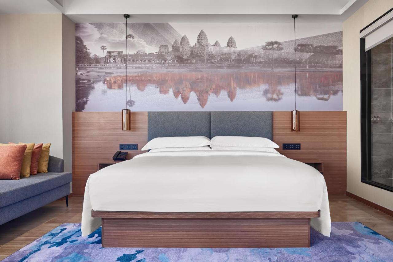 Aurea Central Hotel Phnom Penh Zewnętrze zdjęcie
