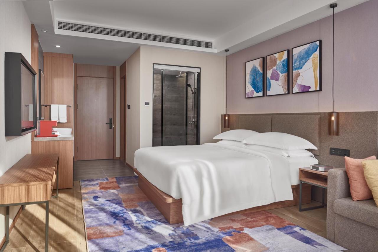 Aurea Central Hotel Phnom Penh Zewnętrze zdjęcie